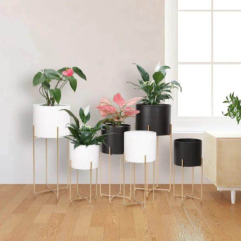 Plant Stand: Round Nesting Plant Stand